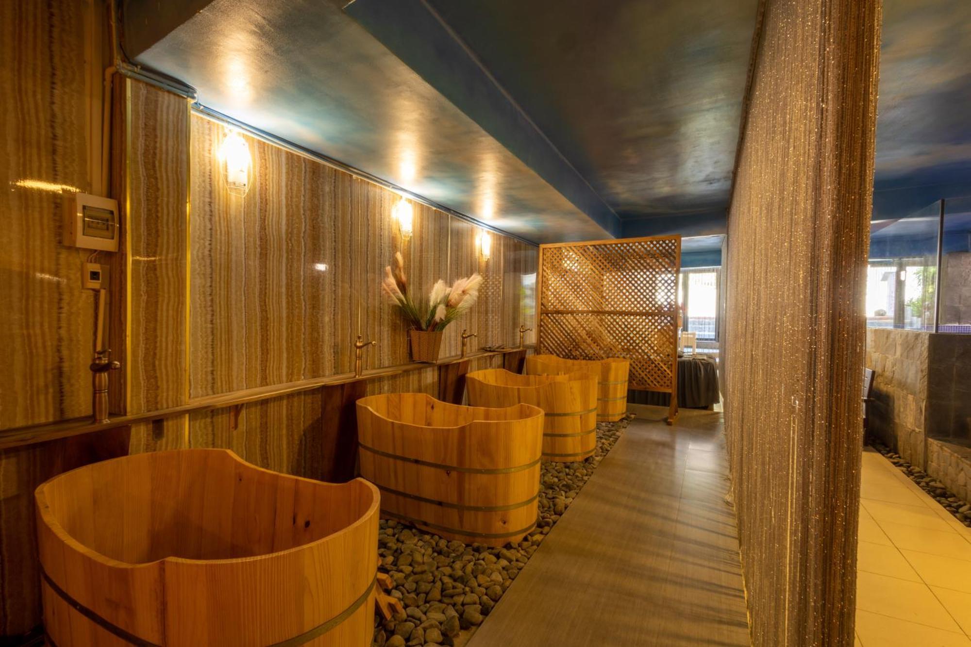 דואונג דונג T&T Hotel And Spa מראה חיצוני תמונה